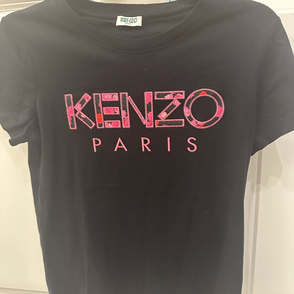 Kenzo Black T-Shirt with Pink Logo